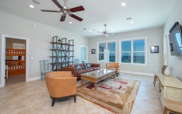 West Beach Home 2981