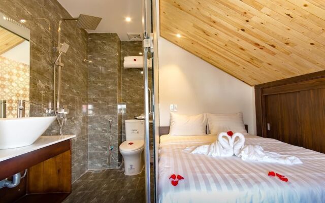 Lagoon Homestay