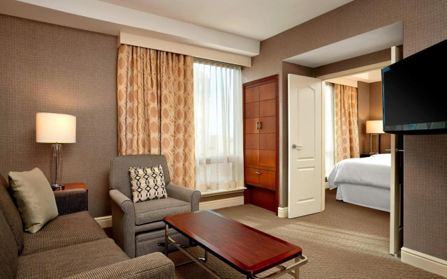 Sheraton Suites Calgary Eau Claire
