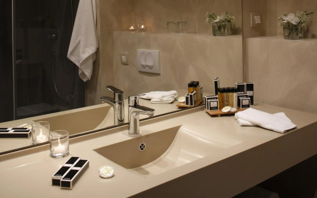 Palmon Bay Hotel & Spa