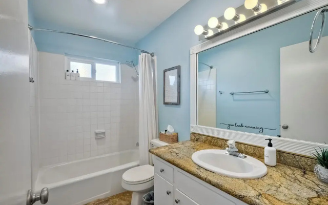 3080 Lincoln - Unit 12