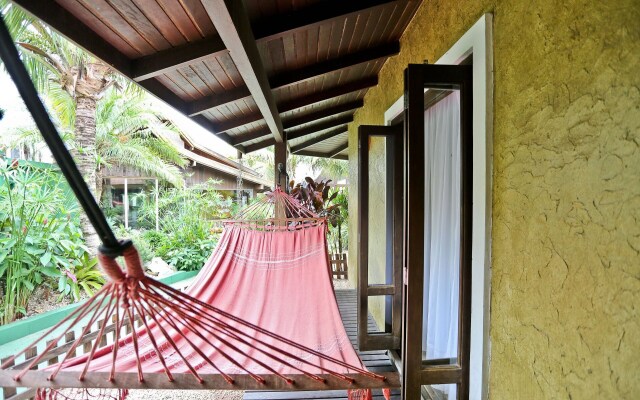 Praia do Estaleiro Guest House