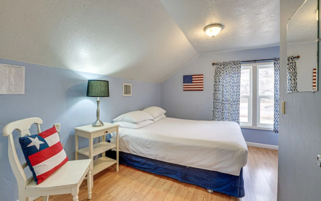 Remodeled Pioneer Home in Hurricane w/ Patio!