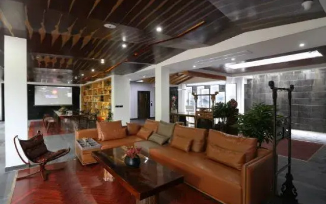 Yinlin · Moganshan Mid-Levels Beauty Hotel