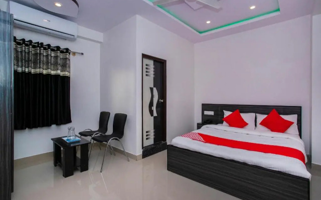 OYO 19704 Sai Dham Comfort