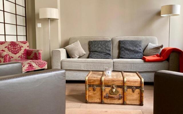 LOUVRESeine 1-minby Pad-à-Terre est '99 5 hotel standards