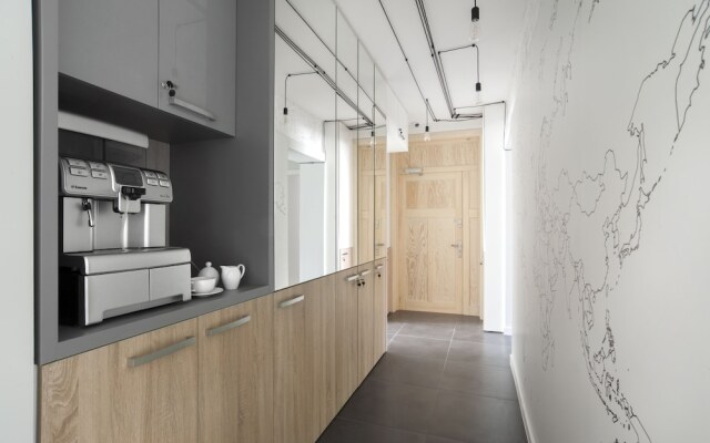 7 Continents Apartments