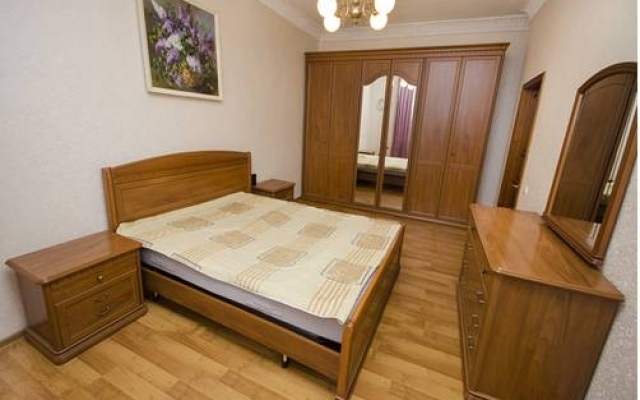 Apartments on Krasnom Ieropolis-2