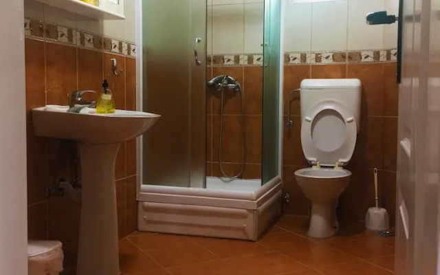 Milmaris Apartments