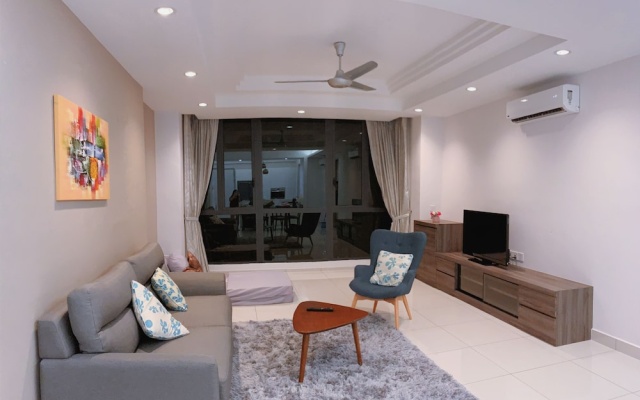 Romantic Mansion at The Landmark – Guest Rooms – Tanjung Tokong
