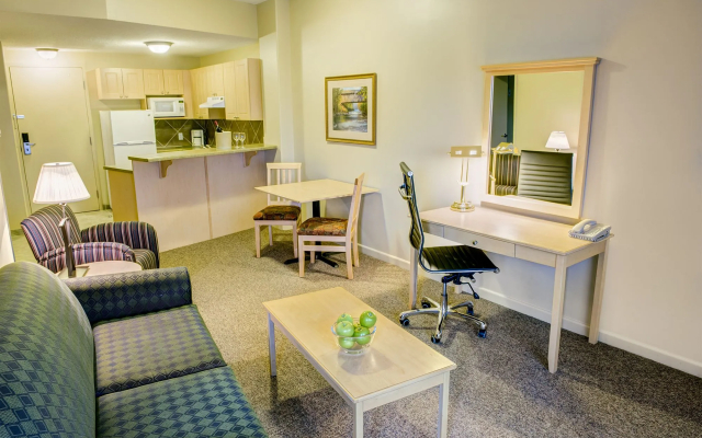 Clearwater Suite Hotel