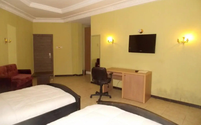 Thornberry Savannah Suite Hotel