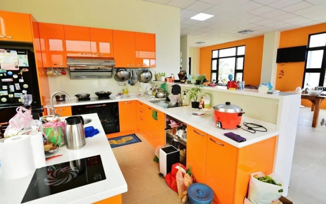 Futian B&B