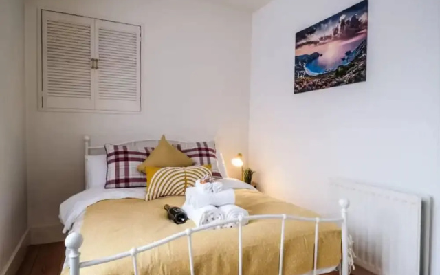 1 Bedroom Ground Floor Apartment