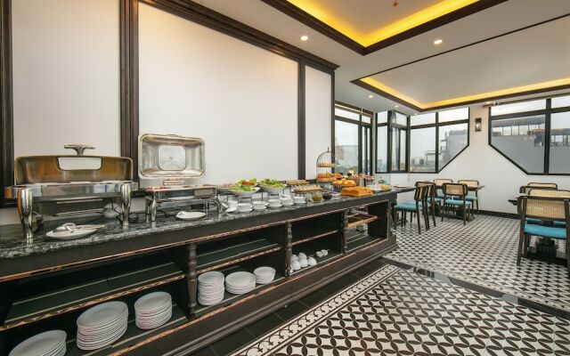 Media Central Hotel & Spa
