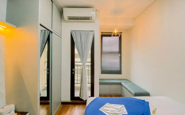 Cozy Studio Apartment At Transpark Cibubur