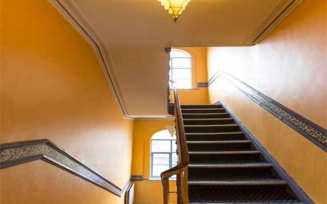 Backpackers D1 Hostel