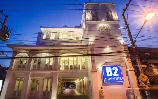B2 Riverside Colonial Hotel
