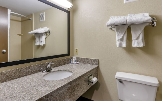 Rodeway Inn Colonial Heights I-95