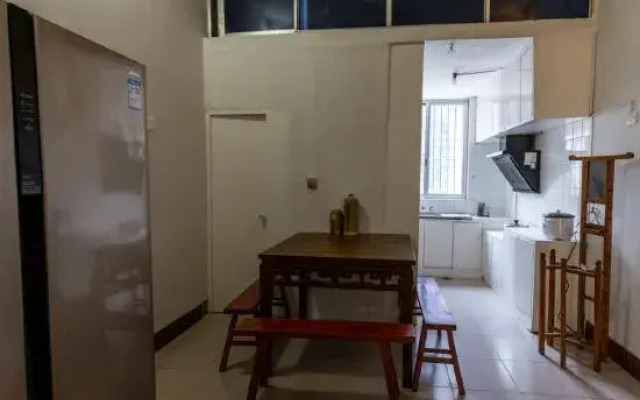 Yuyang Gengdu Jiangyuan Inn