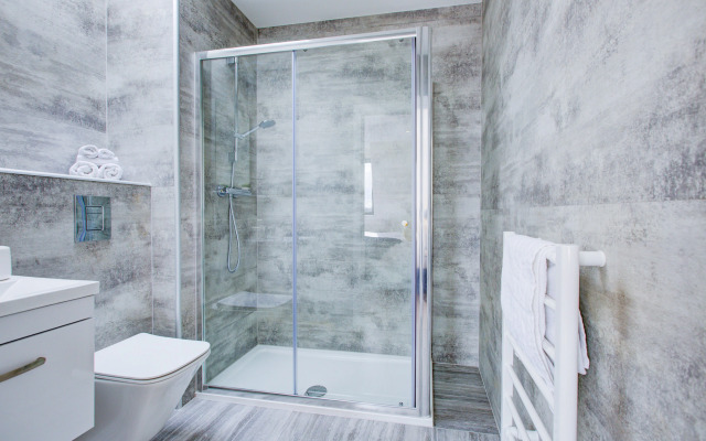 Hybrid Resi Sutton – Cheam