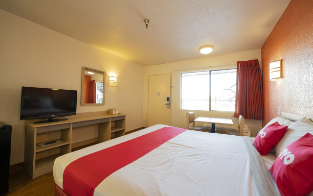 Americas Best Value Inn & Suites Humble
