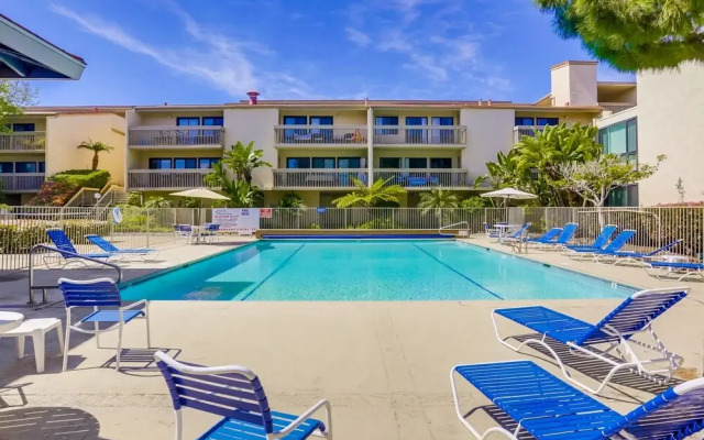 Luxury Ocean View Condo features Direct Access to Beach SBTC331 by RedAwning