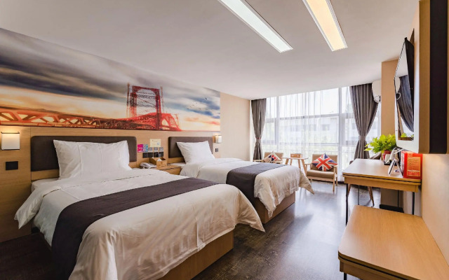 Thank Inn Plus Hotel Henan Kaifeng Tongxu county Renmin Road