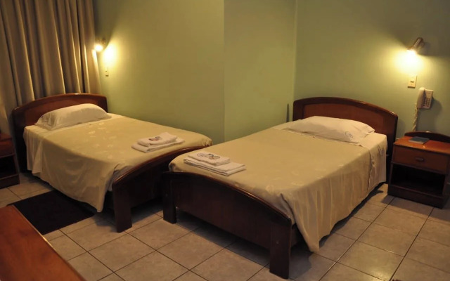 Jr Hotel