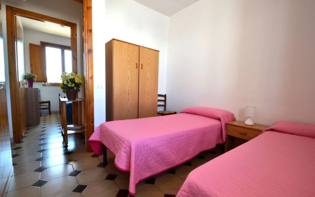 Air-conditioned Yoko Holiday Home for 5 Guests