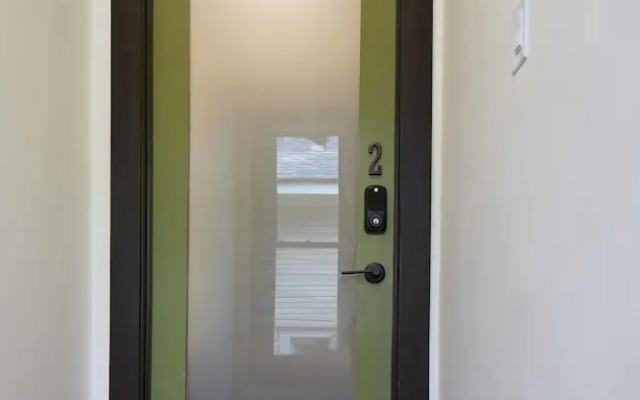 Apt2 Charles - Amazing Outdoors Dog-friendly