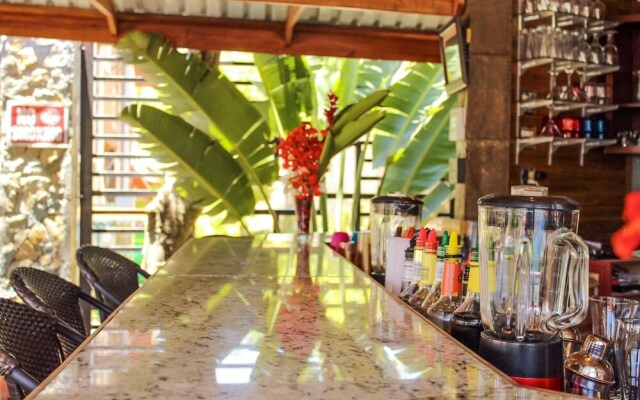 Rock Point Villas Vacations Rentals Sandy Bay, Roatan, Honduras.c.a