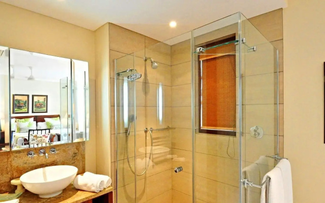 Eden Island Luxury Apartment
