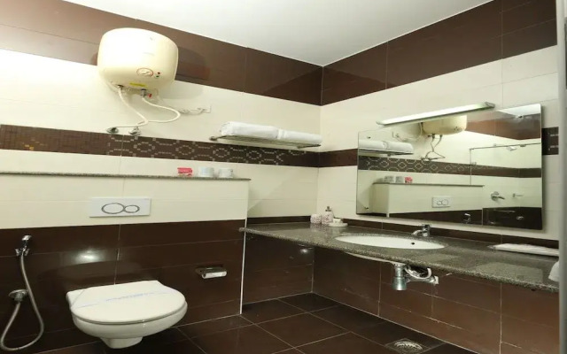 OYO 20002 SilverKey OMR