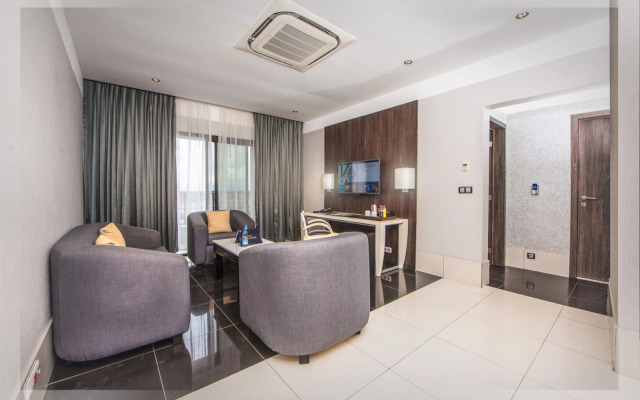 Krystal Palace Douala