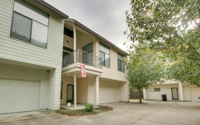 Spacious Eado Getaway < 1 Mi to Toyota Center!