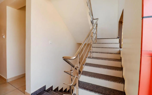 FabHotel Green Park Residency