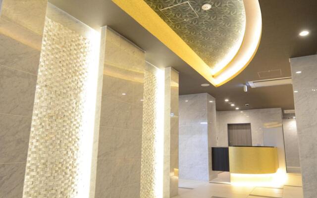 Nipponbashi Luxe Hotel