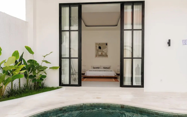 Tropical 2BR Private Villa, 6min Pererenan Beach