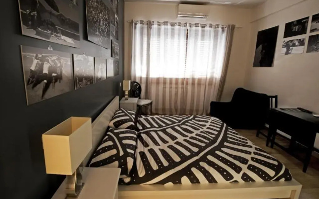 The Photos Room