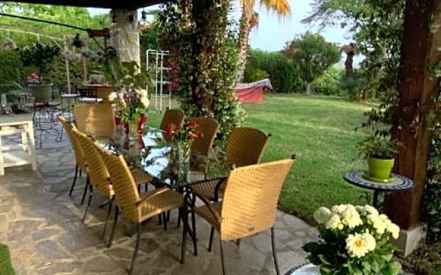 SUITE ROMANTIQUE et CHAMBRE BAROQUE à St Paul de Vence