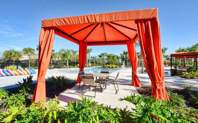 Tvpm-4638td/sr 5 Bedroom Townhouse by RedAwning