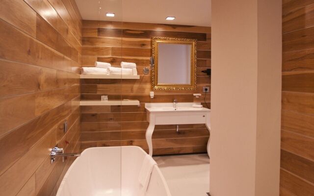 Graffit Gallery Design Hotel