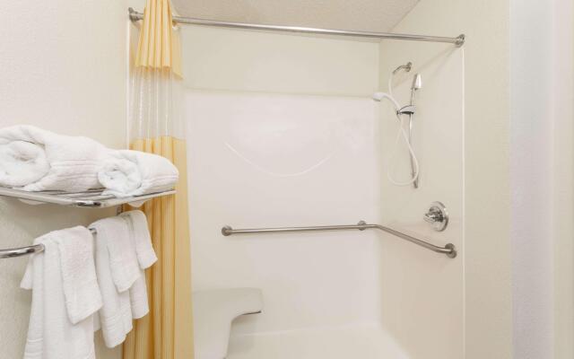Jesup Inn & Suites