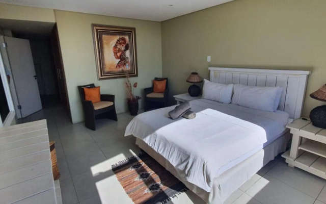 Accommodation Front - Tastefully Furnished 6 Sleeper with Ocean Views