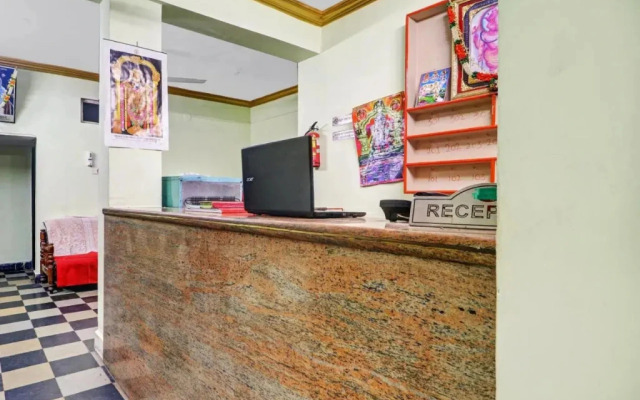 SPOT ON Sri Sai Lohith Lodge Near Secunderabad Railway Station
