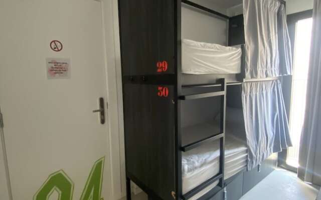We Street Hostel - Albergue Juvenil