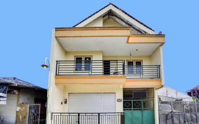 Spot On 91774 Kost Nusantara Sidoarjo