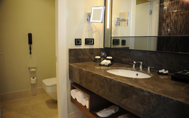 Pullman Istanbul Airport and Convention Center Hotel