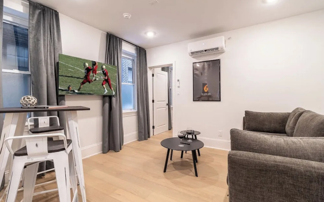 Thena Hotel - Oversized 1 Bedroom